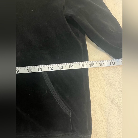 Juicy Couture Vintage Black Velour Jacket - Picture 7 of 9